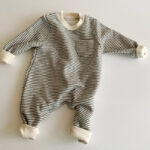 Wear striped baby jumpsuits outside - Image 2