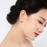 Ladies round zircon earrings - Image 4