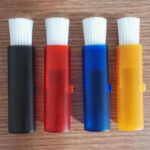 Air Outlet Computer Retractable Cleaning Brush - Image 2