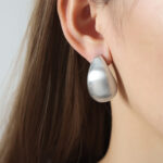 Simple Titanium Steel Gold Plated Water Drop Ear Studs Women - Image 3