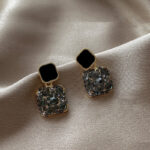 Rhinestone Cube Earrings Ins Fashion Temperament Geometric Earrings - Image 7