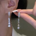 Sterling Silver Needle High-grade Long Rhinestone Tassel Earrings - Image 2