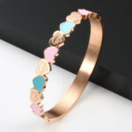 New Fashion Three-color Heart-shaped Bracelet Titanium Steel 18K Gold Plating College Style Female Bracelet - Image 3