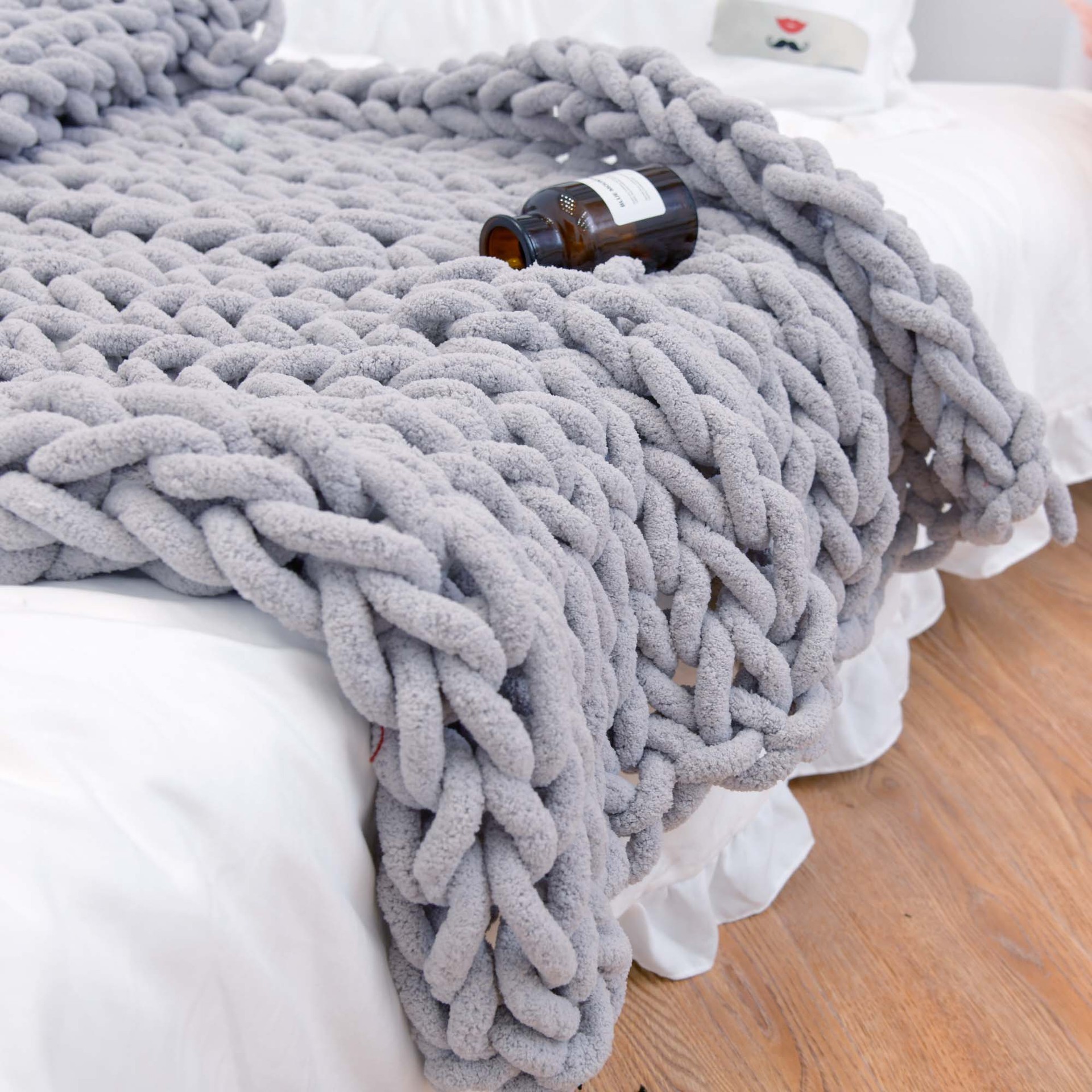 1621404009382.jpg Handmade Coarse Yarn Knitted Chenille Rod Knitted Yarn Sofa Cover Blanket - Image 1