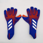 Football Gloves For Youth And Adult Games - Image 6