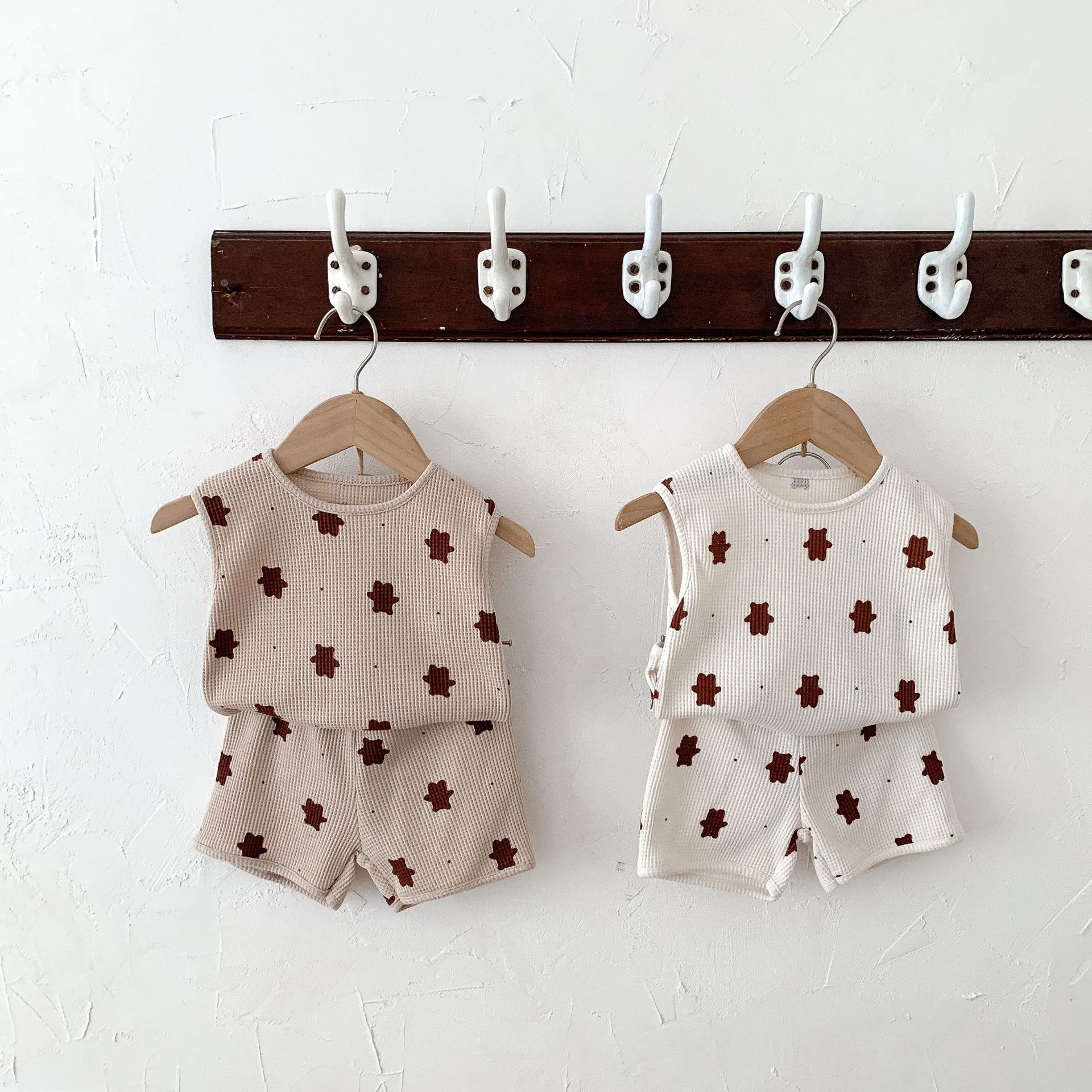 49f13f05-1842-403c-a7c1-790445a0995c.jpg Children's Clothing Baby Bear Printing Suit Baby Two-piece Suit Cotton - Image 1