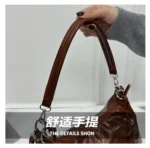 Fashion Versatile Popularity Crossbody Bags for Women 2026 New Retro Hot Trendy Stylish Design Pu Shoulder Bags - Image 11