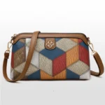 Women's crossbody bags come in various patterns and are suitable for leisure activities, traveling, commuting, etc. For outings. - Image 8