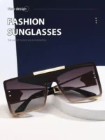 New stylish sunglasses with oversized frames, trendy metal design, perfect for fashion shows and cool street style. - Image 11