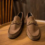 British Style Men‘s Suede Genuine Leather Loafers Dress Shoes Metal Decorated Slip On Comfortable Leather Moccasins Shoes - Image 2