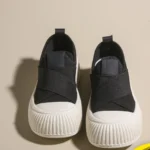 Women's Black And White Fashionable Casual Flat Shoes Breathable Comfortable Slip-On Sneakers