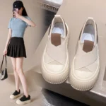 Women's Black And White Fashionable Casual Flat Shoes Breathable Comfortable Slip-On Sneakers - Image 3